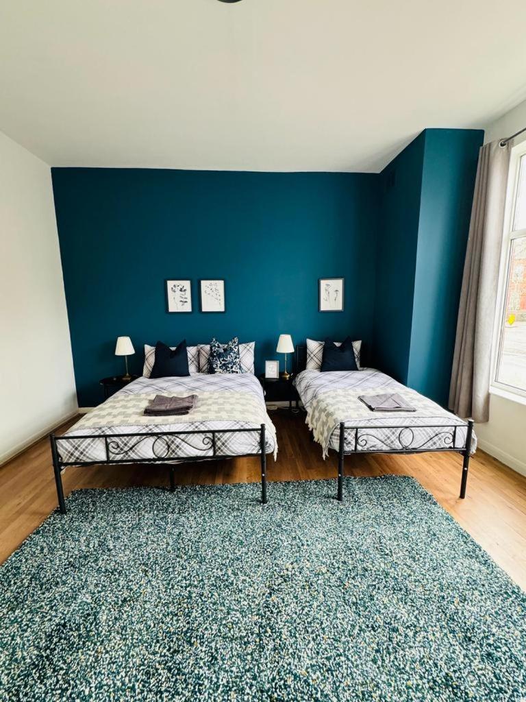 Jubilee Rooms 15 Minutes Central Лондон Екстериор снимка